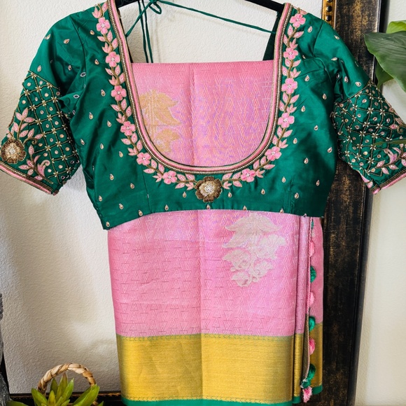 Baby pink and pink Pattu Saree with heavy maggam/zardozi work blouse - Picture 4 of 10